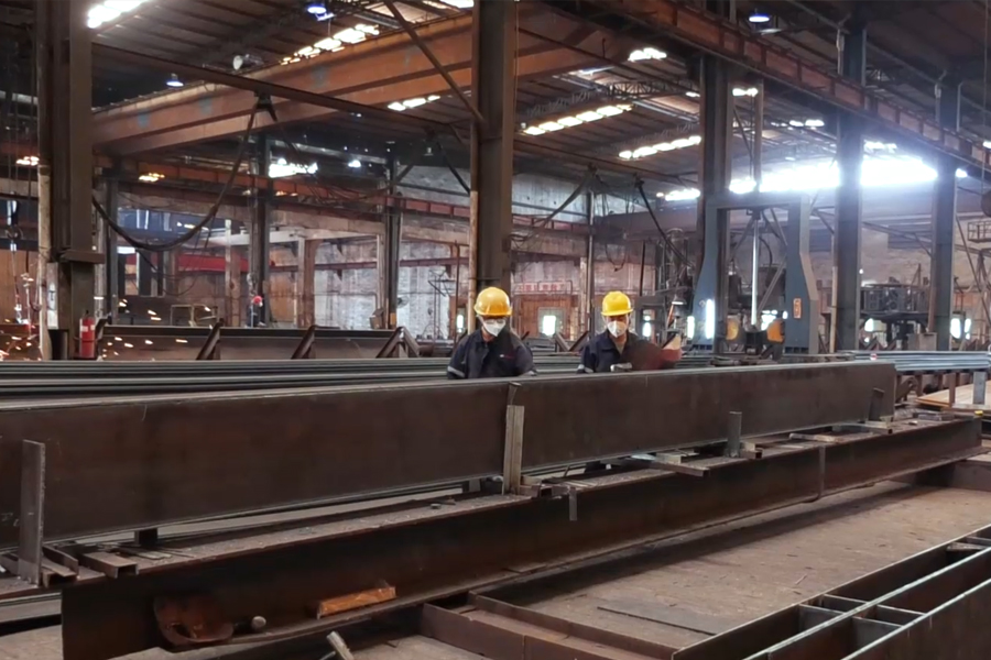 Ambiente industriale dello stabilimento di produzione di HONGFA Steel.