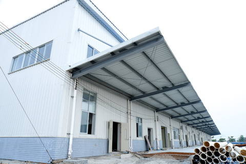 N&aacute;těr z&aacute;kladn&iacute;m n&aacute;těrem odoln&yacute;m proti korozi Ž&aacute;rově pozinkovan&aacute; ocel Budova gar&aacute;že Prefabrikovan&aacute; platforma ocelov&eacute; konstrukce
